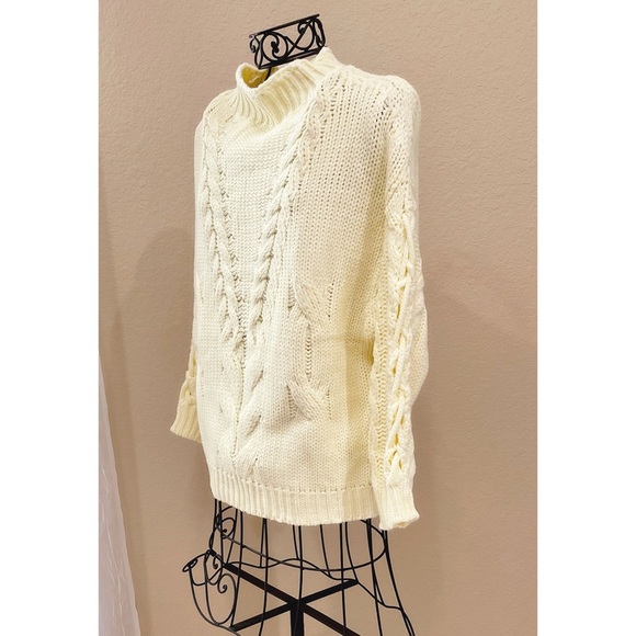LAST ONE! Turtle Neck Cable Knit Sweater - Picture 7 of 10